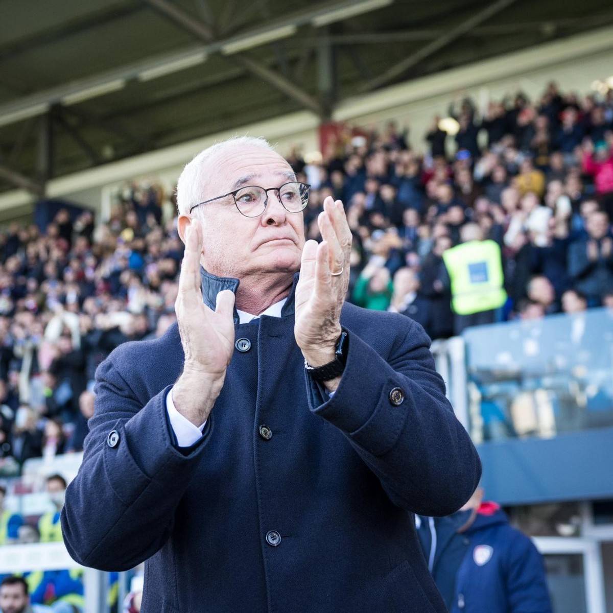 法国杯加时末段再迎强敌，广厦男篮遗憾出局，主帅态度——管理层满意，资深球员宣示担当的简单介绍